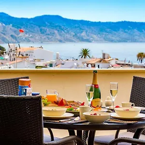 Old Town Nerja, Stunning Sea Views Apartment